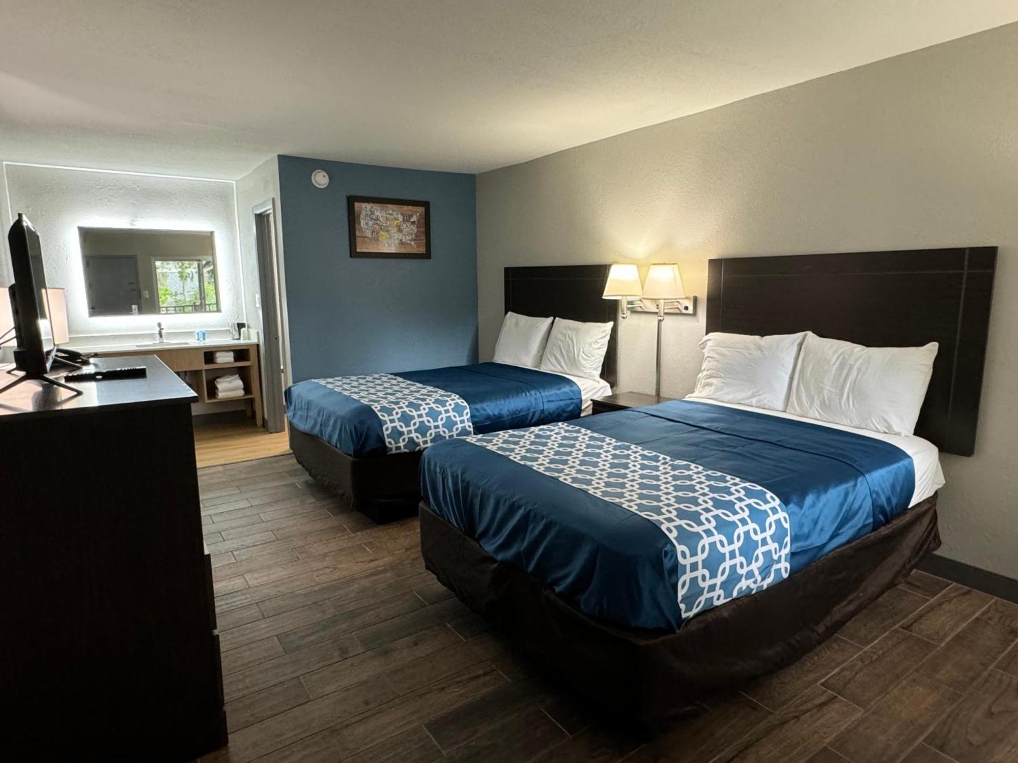 Travelodge By Wyndham Gainesville غينزفيل، فلوريدا المظهر الخارجي الصورة