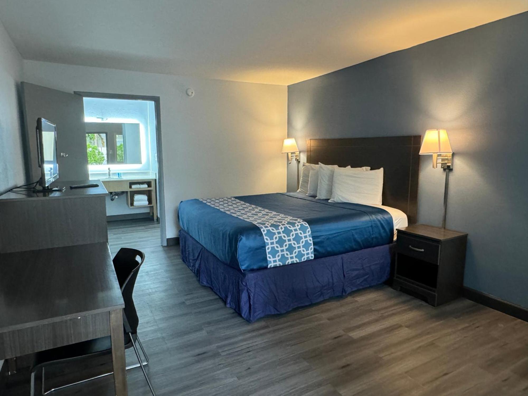 Travelodge By Wyndham Gainesville غينزفيل، فلوريدا المظهر الخارجي الصورة